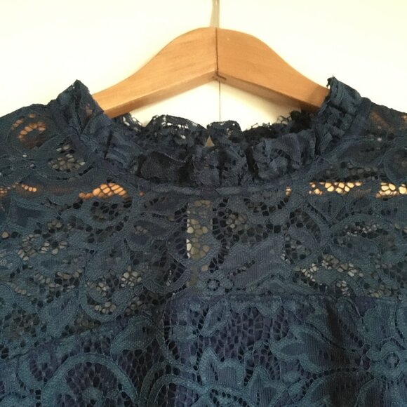 Tahari Navy Blue Lacy Bell Sleeve Lolita Babydoll Dress - Picture 5 of 16